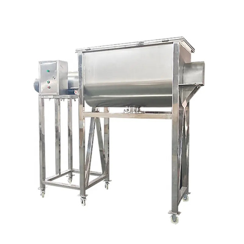 Horizontal dry powder mixer